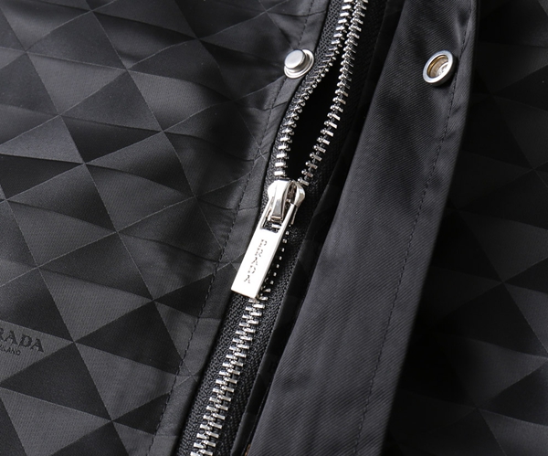 ブランドジャケット角部分ディテール